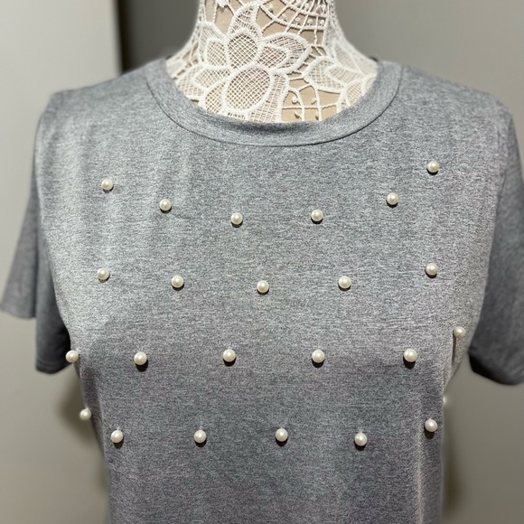 🤍SHEIN Pearl Beadded Short Sleeve Tee🤍 - Picture 7 of 12